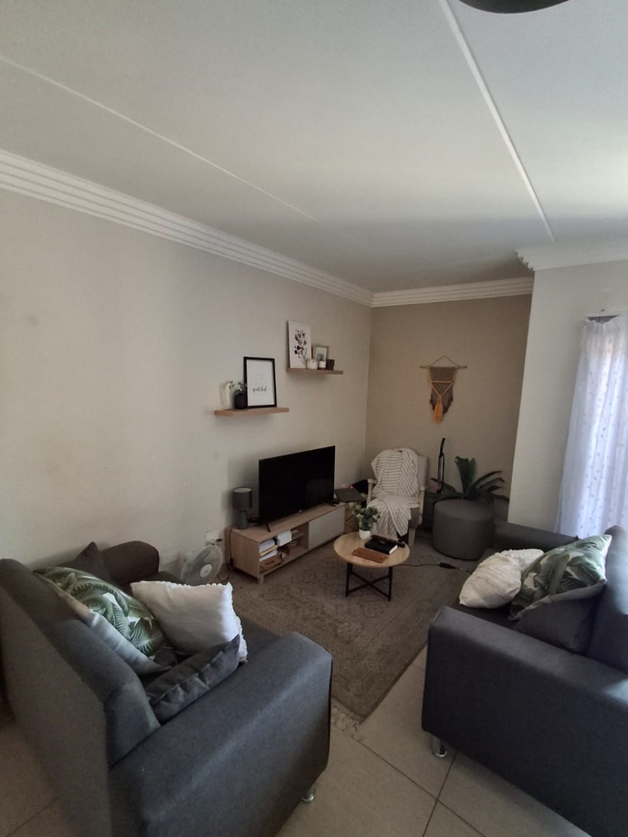 1 Bedroom Property for Sale in Die Bult North West